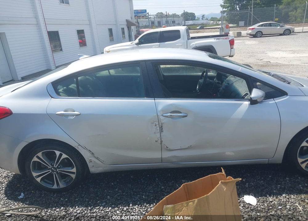 2016 KIA FORTE EX VIN: KNAFX4A81G5497605