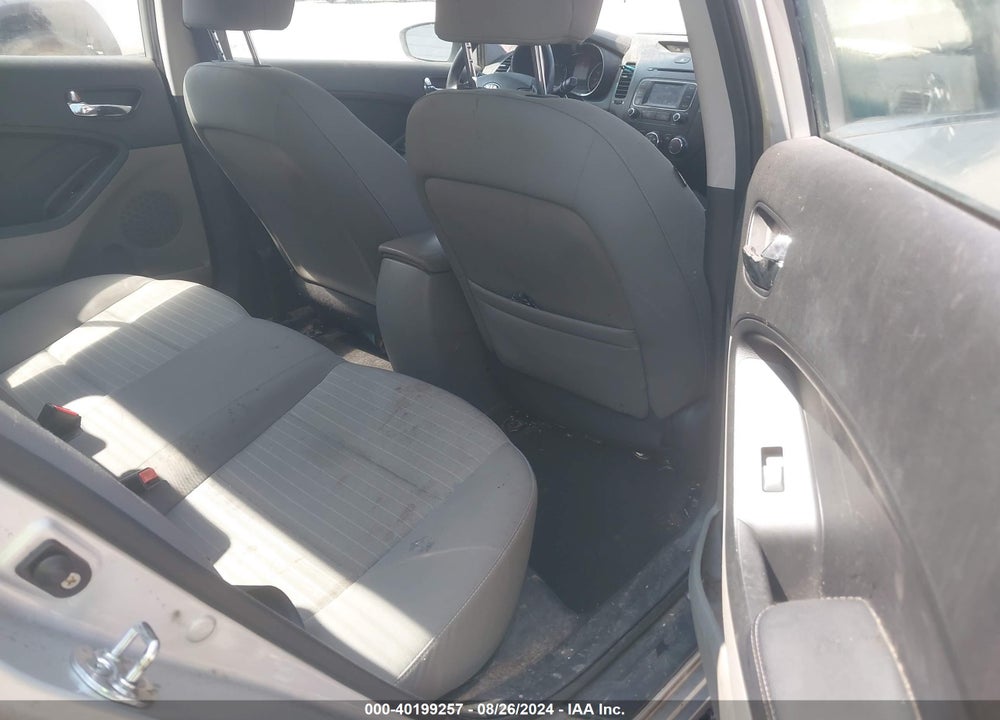 2016 KIA FORTE EX VIN: KNAFX4A81G5497605