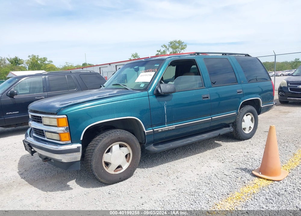 1998 CHEVROLET TAHOE LS VIN: 1GNEK13R6WJ340828