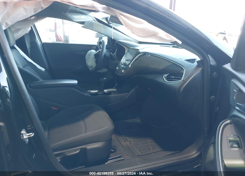 2019 CHEVROLET MALIBU LT VIN: 1G1ZD5ST5KF203121