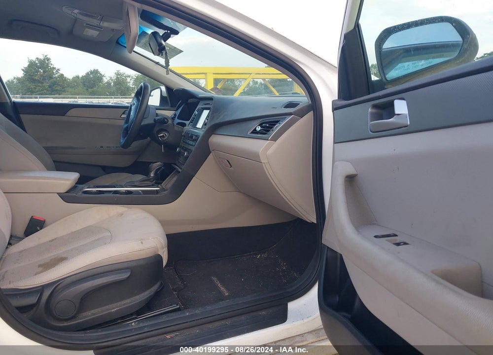 2016 HYUNDAI SONATA SE VIN: 5NPE24AF6GH302464