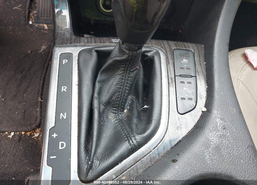 2011 KIA OPTIMA VIN: KNAGN4A71B5061301