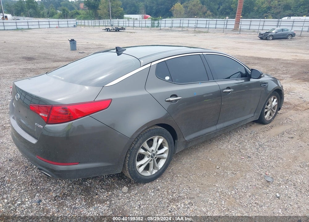 2011 KIA OPTIMA VIN: KNAGN4A71B5061301