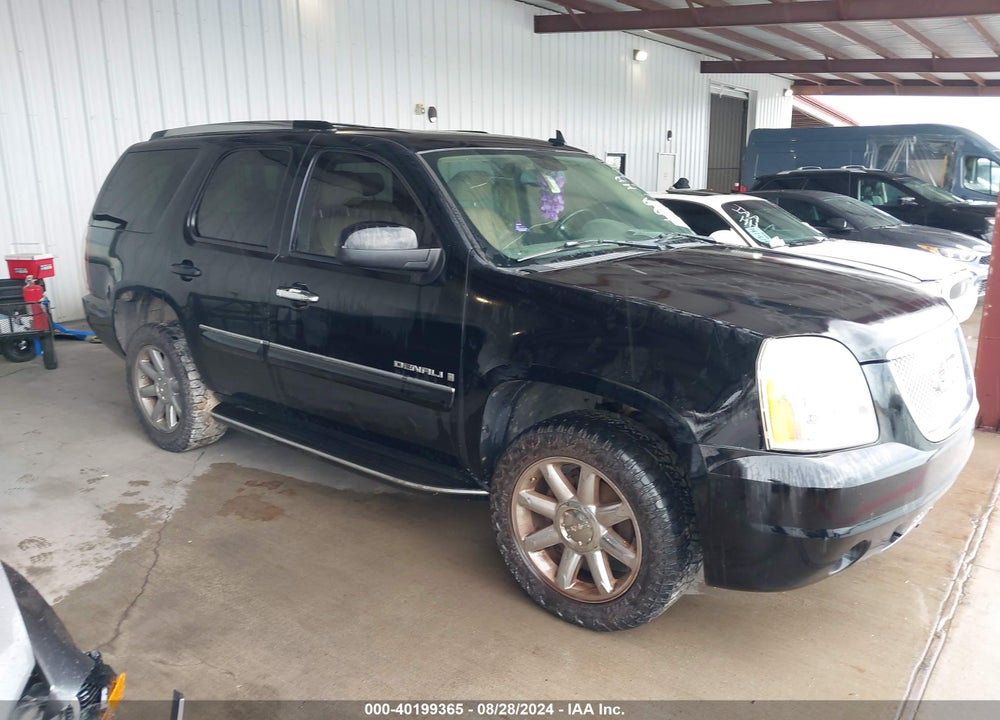 2007 GMC YUKON DENALI VIN: 1GKFK63837J177210