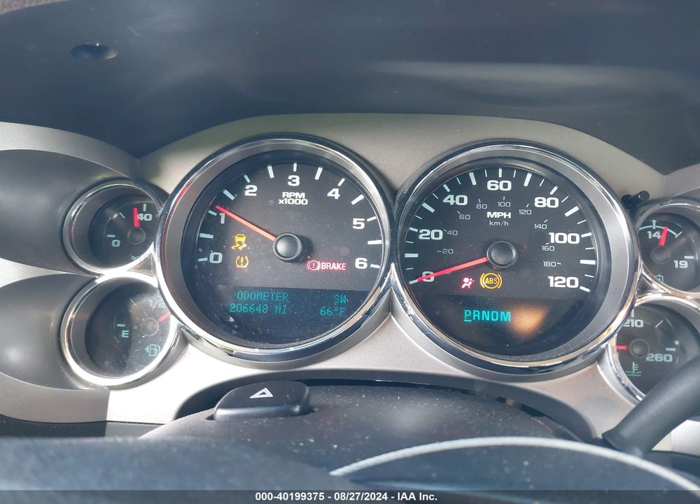 2013 CHEVROLET SILVERADO 1500 LT VIN: 1GCRCSE03DZ172656