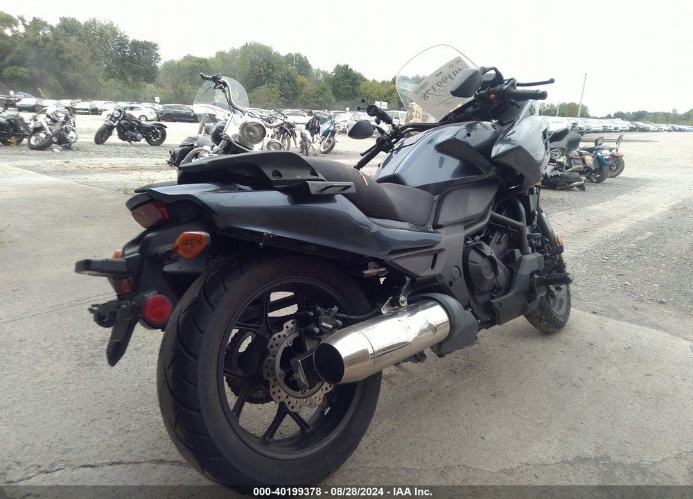 2015 HONDA CTX700 VIN: JH2RC6900FK100169