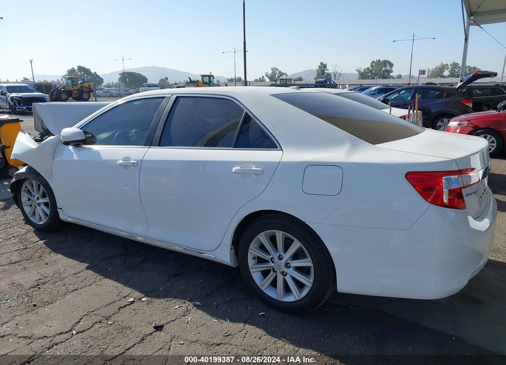 2014 TOYOTA CAMRY XLE VIN: 4T4BF1FK6ER356881
