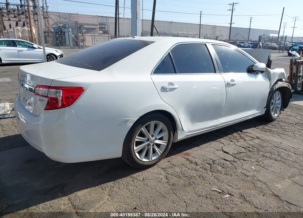 2014 TOYOTA CAMRY XLE VIN: 4T4BF1FK6ER356881