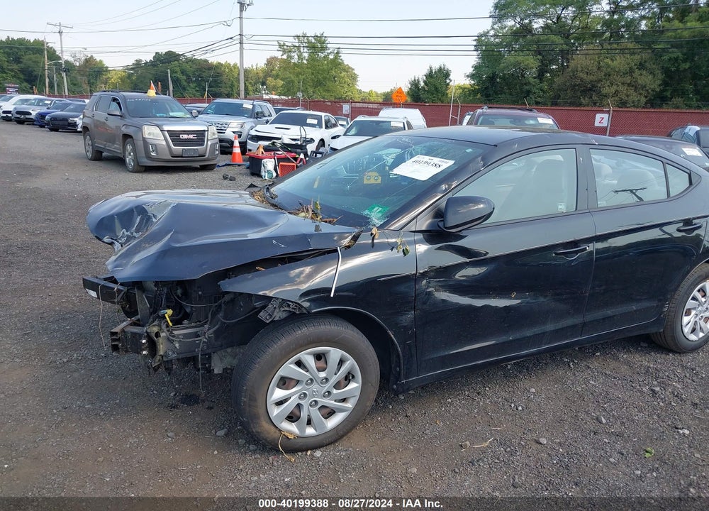 2018 HYUNDAI ELANTRA SE VIN: 5NPD74LFXJH279708
