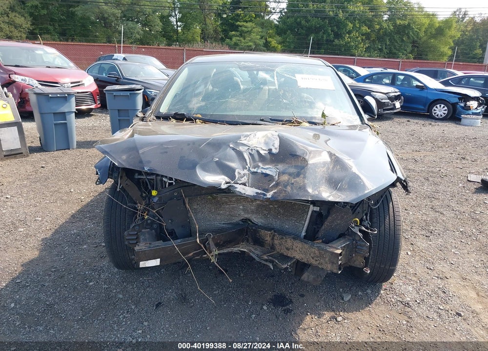 2018 HYUNDAI ELANTRA SE VIN: 5NPD74LFXJH279708