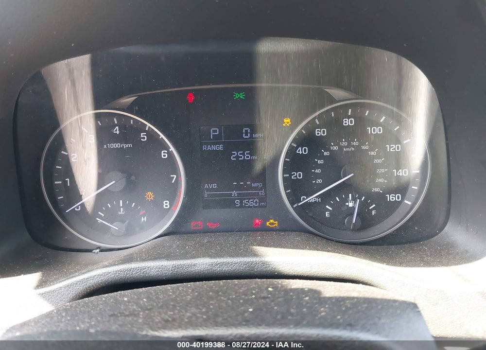 2018 HYUNDAI ELANTRA SE VIN: 5NPD74LFXJH279708