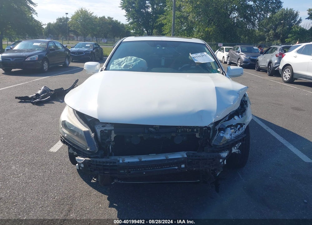 2013 HONDA ACCORD VIN: 1HGCR3F94DA005505