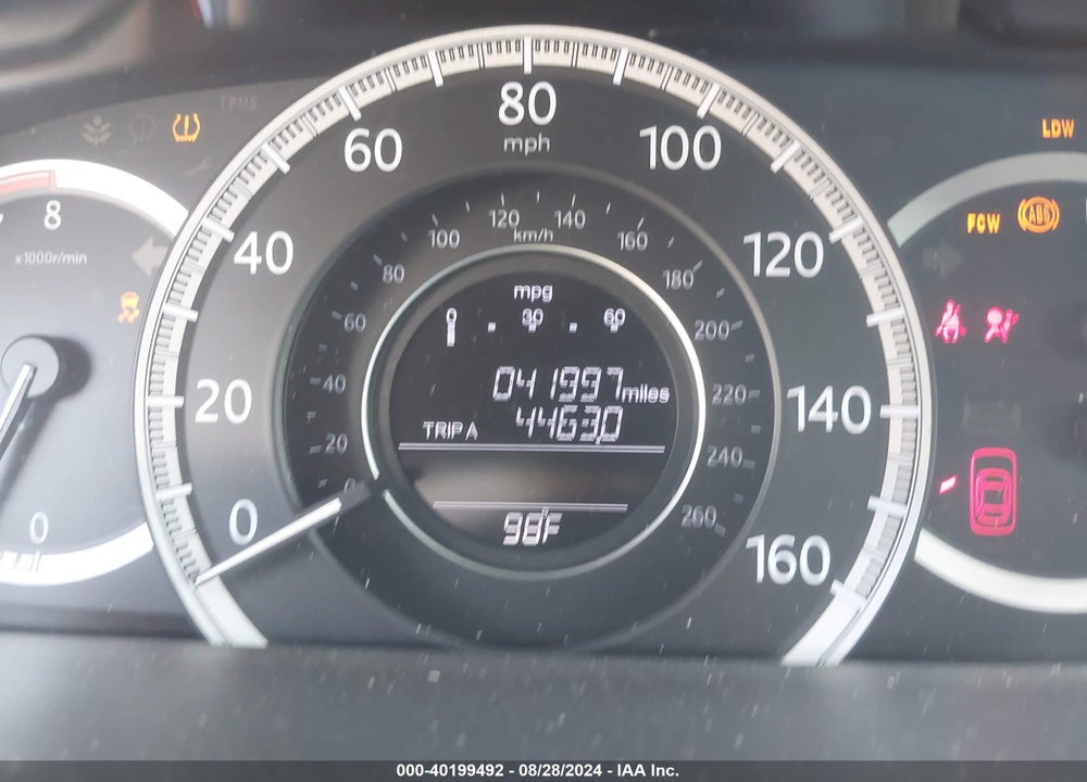 2013 HONDA ACCORD VIN: 1HGCR3F94DA005505