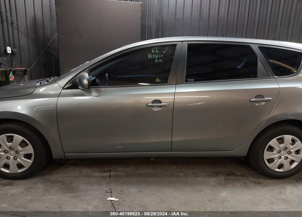 2010 HYUNDAI ELANTRA TOURING GLS VIN: KMHDB8AE4AU066593