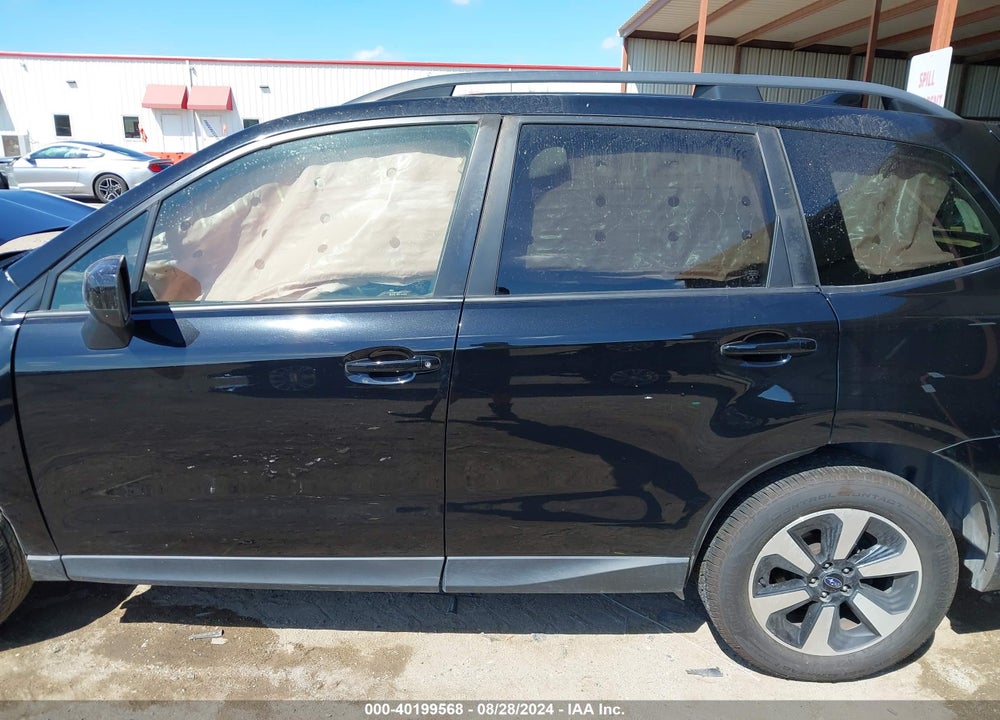 2018 SUBARU FORESTER 2.5I PREMIUM VIN: JF2SJAEC4JH558534