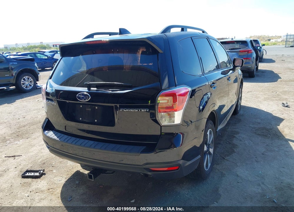 2018 SUBARU FORESTER 2.5I PREMIUM VIN: JF2SJAEC4JH558534