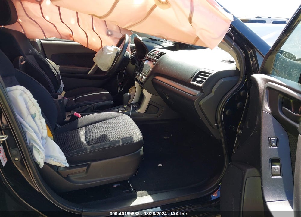 2018 SUBARU FORESTER 2.5I PREMIUM VIN: JF2SJAEC4JH558534
