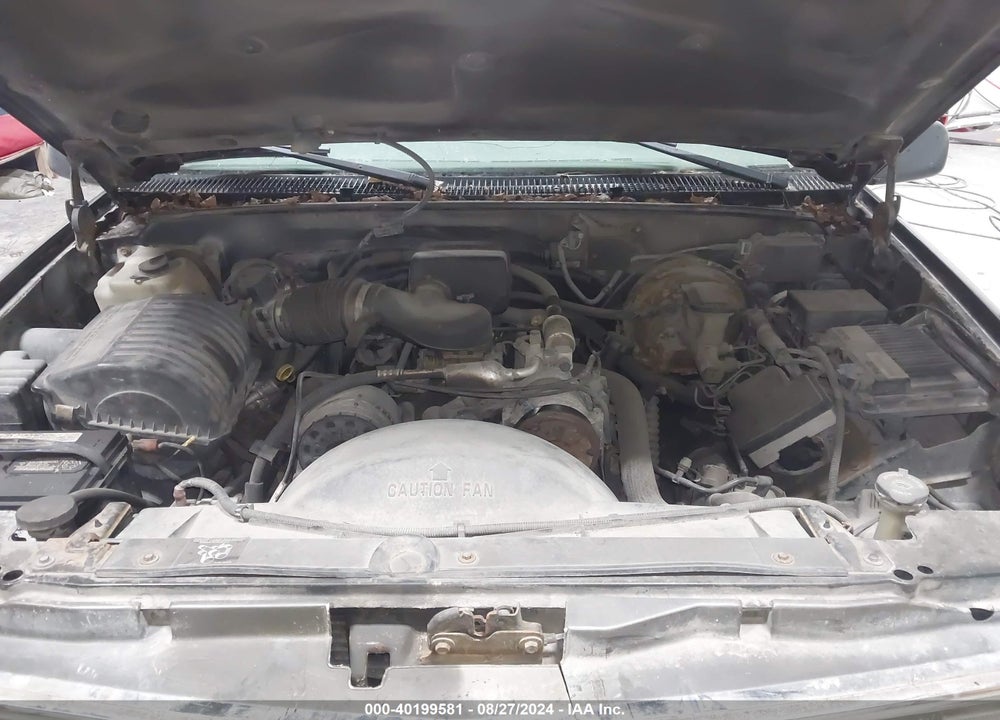 1999 CHEVROLET TAHOE LS VIN: 1GNEK13R7XJ567320