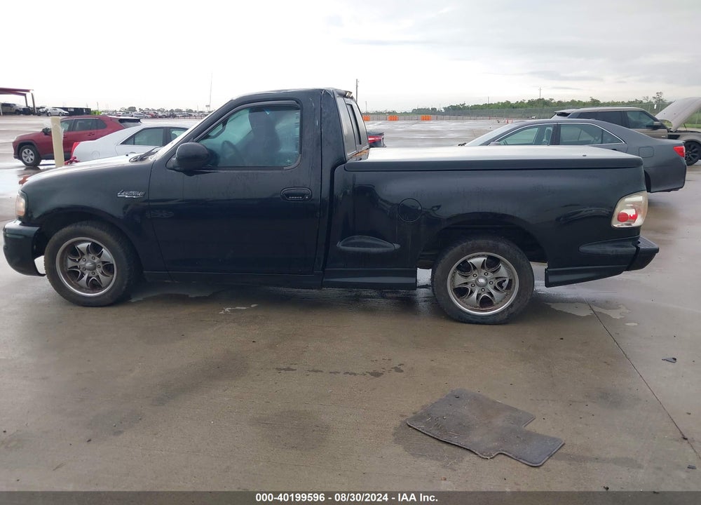 2002 FORD F-150 LIGHTNING VIN: 2FTZF07332CA34449