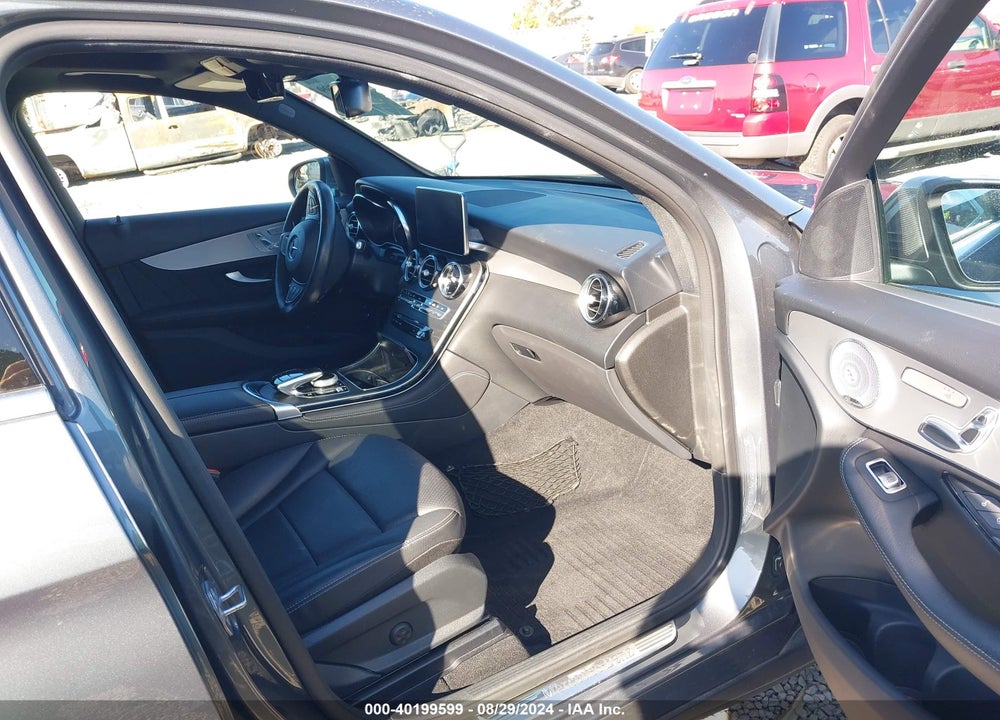 2019 MERCEDES-BENZ GLC 300 4MATIC VIN: WDC0G4KB1KV125171
