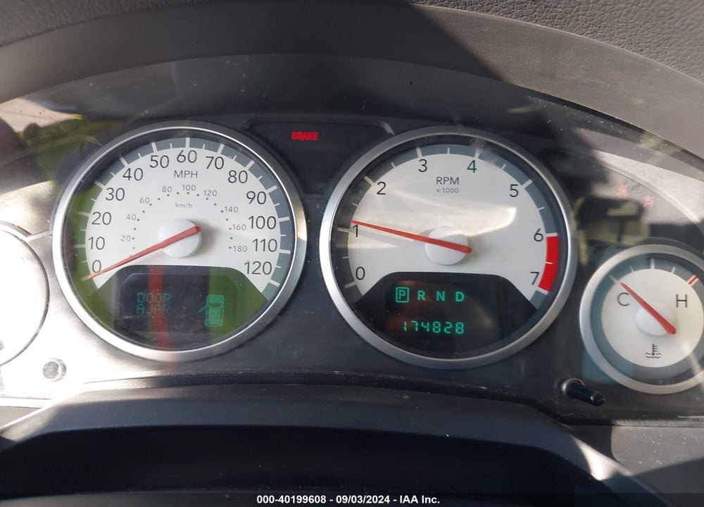 2010 DODGE GRAND CARAVAN VIN: 2D4RN5DX4AR177562