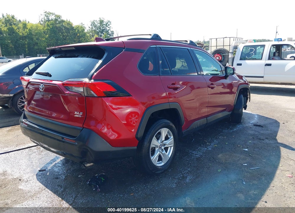 2020 TOYOTA RAV4 XLE VIN: 2T3P1RFV8LW094549