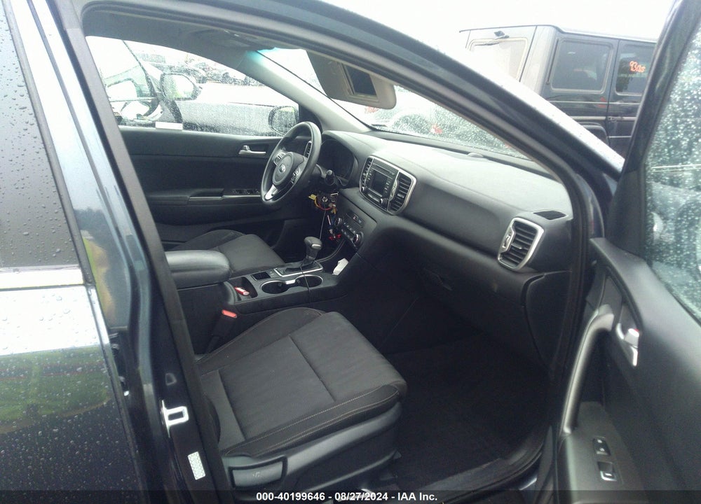 2019 KIA SPORTAGE LX VIN: KNDPM3AC8K7595218