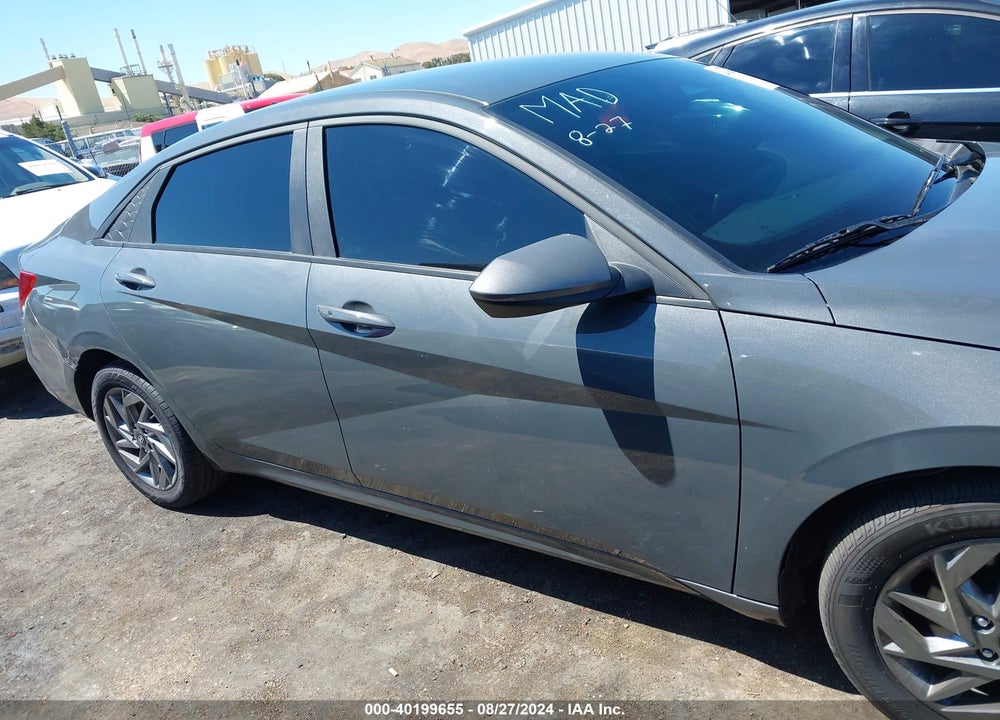 2024 HYUNDAI ELANTRA SEL VIN: KMHLM4DG2RU697768