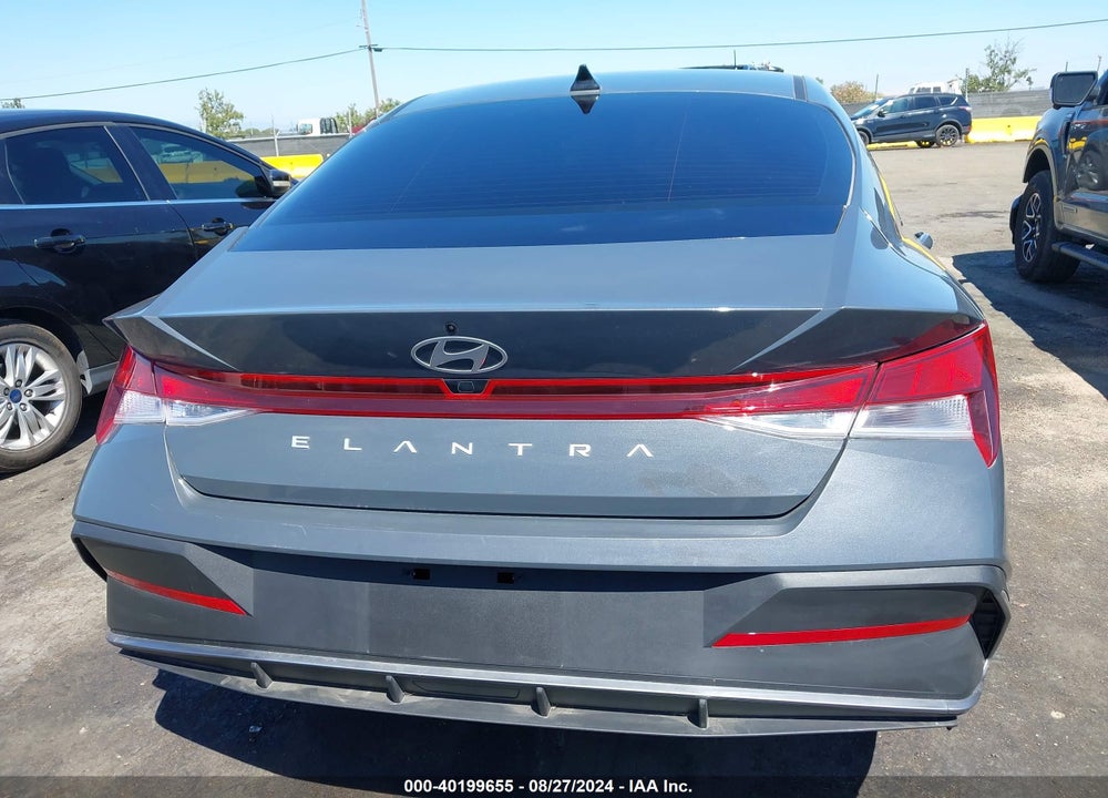 2024 HYUNDAI ELANTRA SEL VIN: KMHLM4DG2RU697768