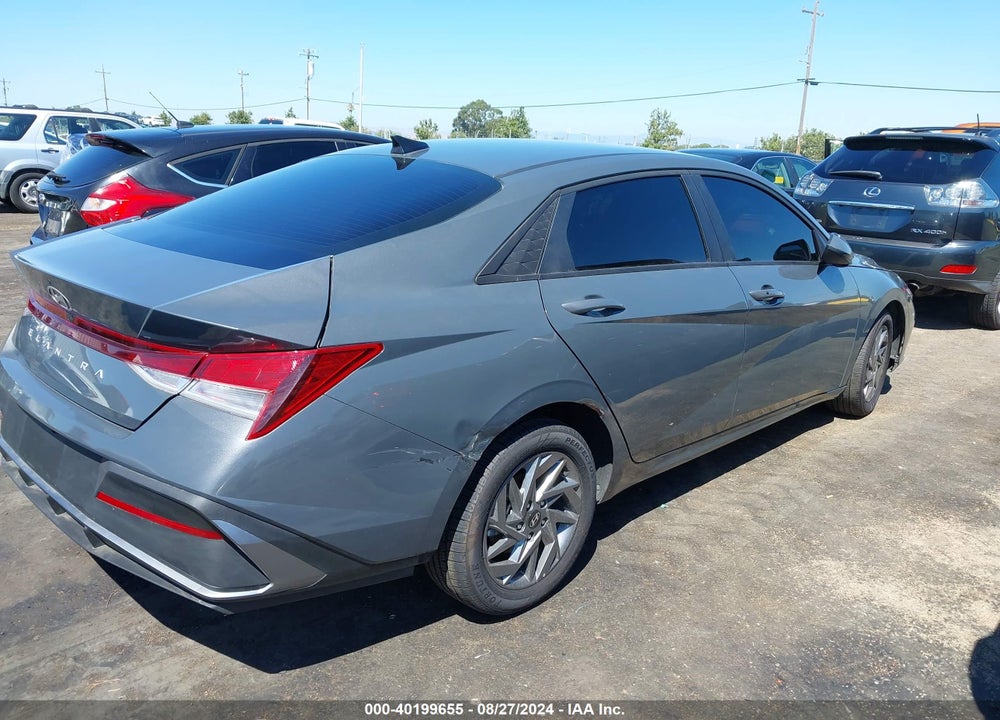 2024 HYUNDAI ELANTRA SEL VIN: KMHLM4DG2RU697768