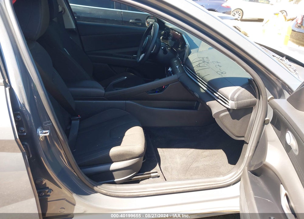 2024 HYUNDAI ELANTRA SEL VIN: KMHLM4DG2RU697768