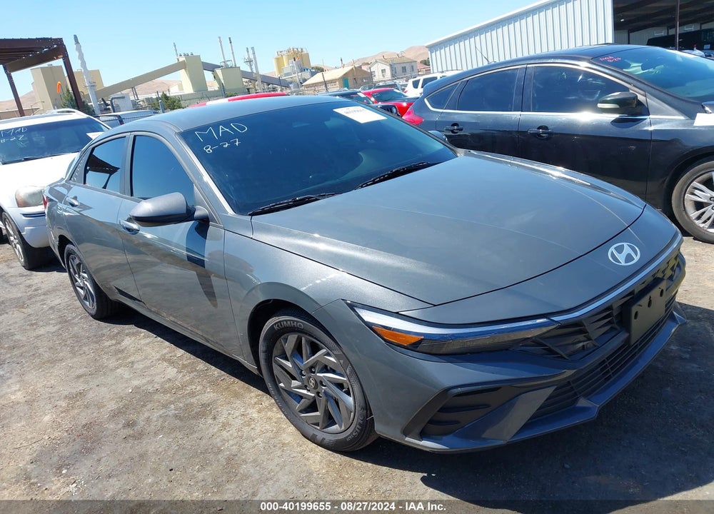 2024 HYUNDAI ELANTRA SEL VIN: KMHLM4DG2RU697768