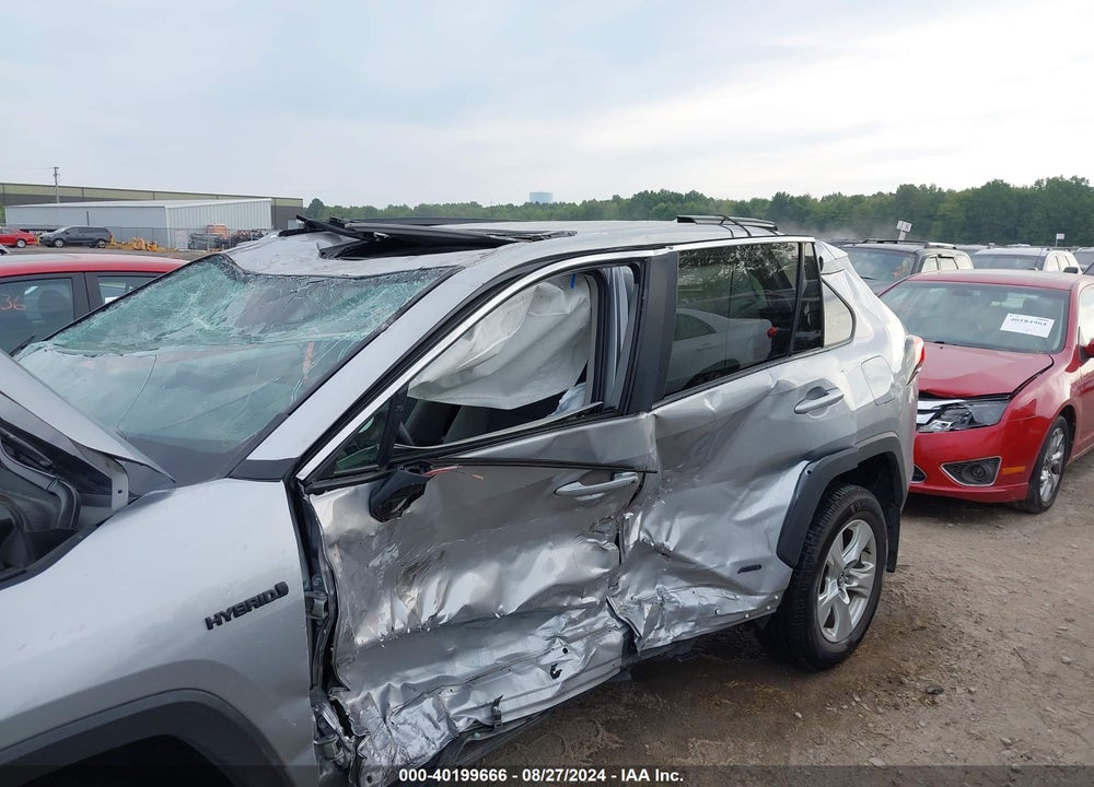2020 TOYOTA RAV4 HYBRID XLE VIN: 2T3RWRFV1LW079157
