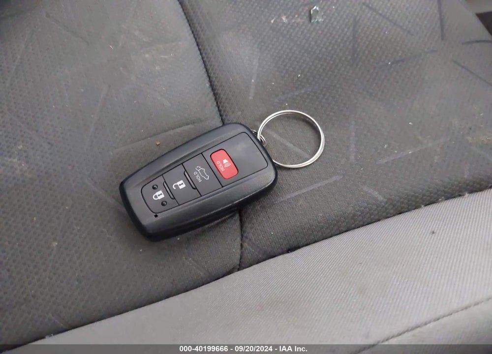 2020 TOYOTA RAV4 HYBRID XLE VIN: 2T3RWRFV1LW079157