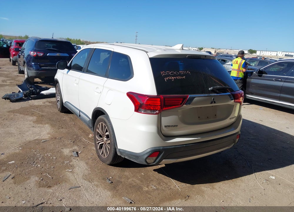 2017 MITSUBISHI OUTLANDER ES VIN: JA4AD2A37HZ048786