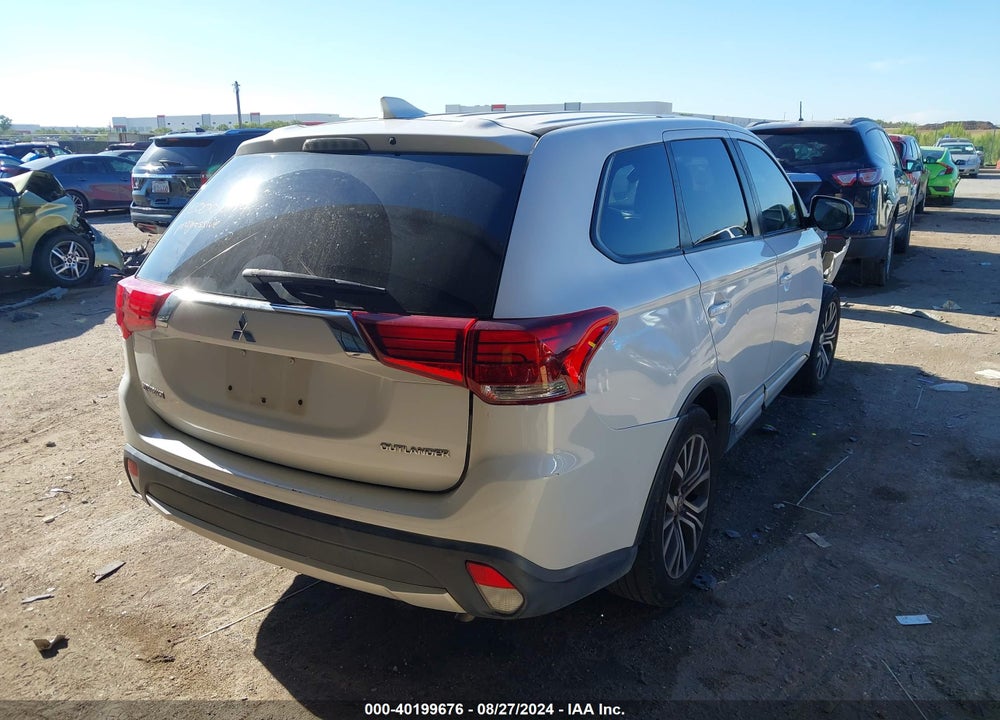 2017 MITSUBISHI OUTLANDER ES VIN: JA4AD2A37HZ048786