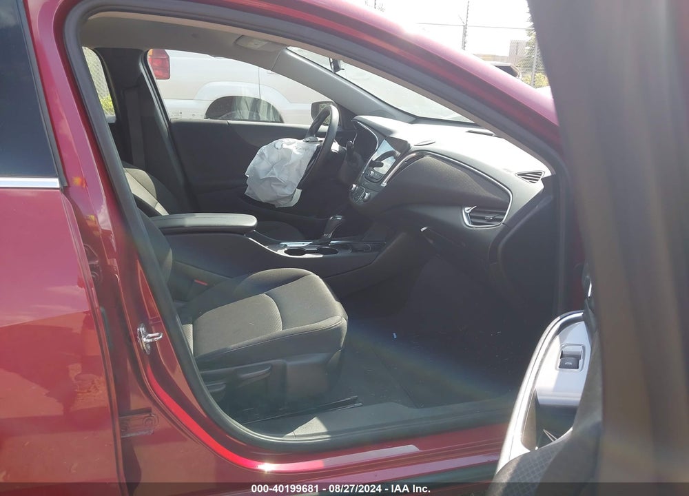 2019 CHEVROLET MALIBU LT VIN: 1G1ZD5STXKF205592