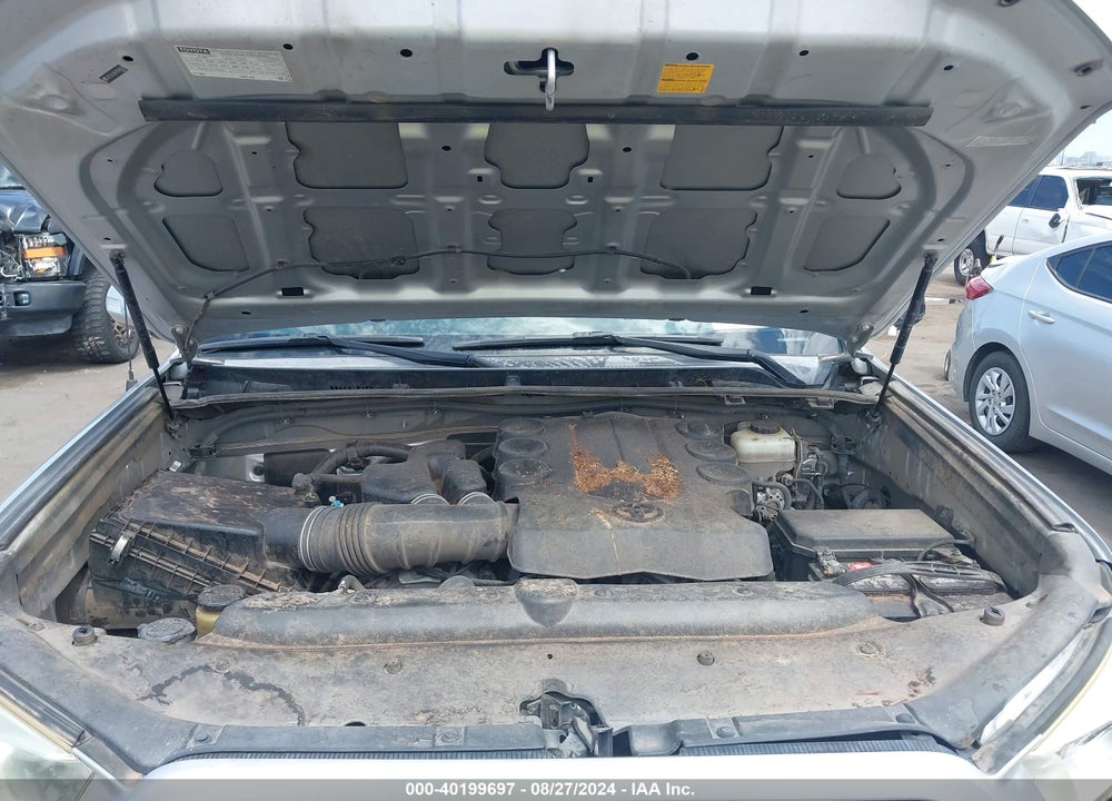 2010 TOYOTA 4RUNNER SR5 V6 VIN: JTEZU5JR5A5008360
