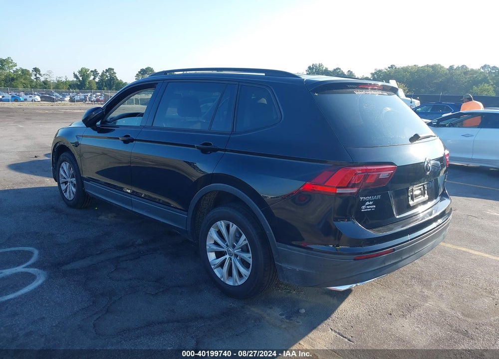2018 VOLKSWAGEN TIGUAN 2.0T S VIN: 3VV1B7AX6JM022443