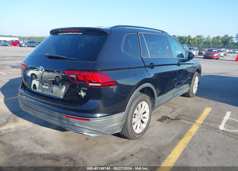 2018 VOLKSWAGEN TIGUAN 2.0T S VIN: 3VV1B7AX6JM022443