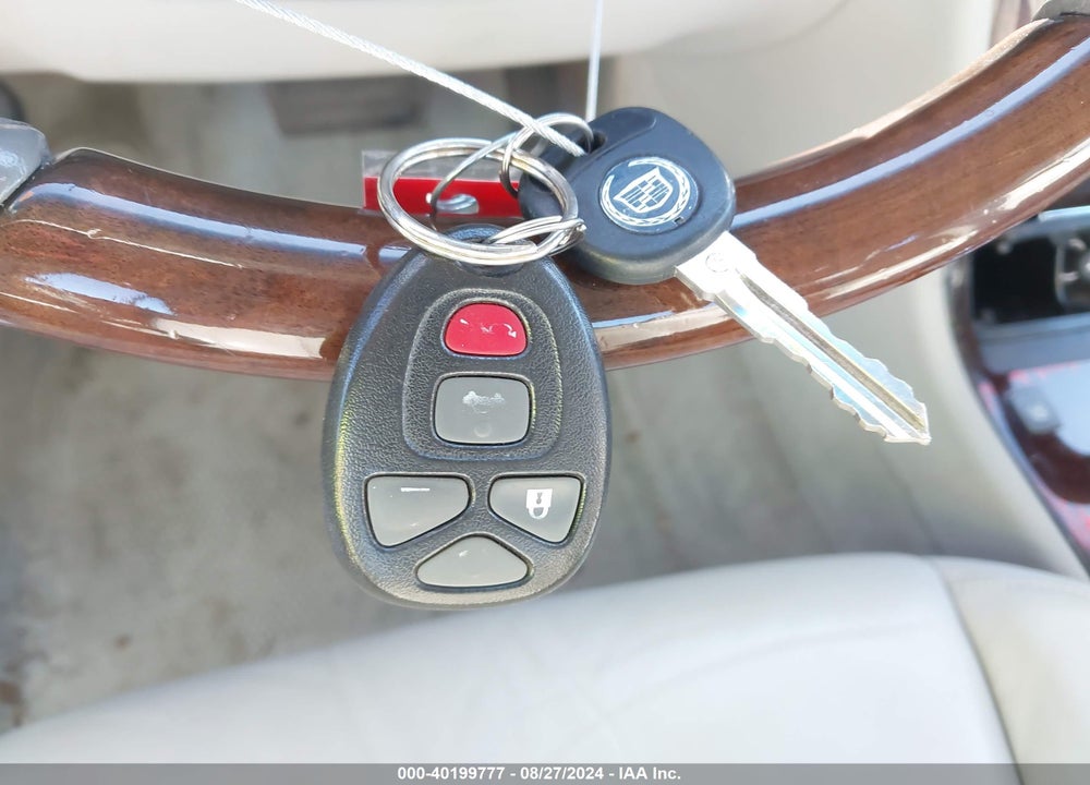 2007 CADILLAC DTS PERFORMANCE VIN: 1G6KD57917U218629