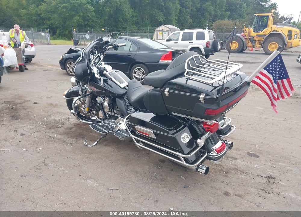 2012 HARLEY-DAVIDSON FLHTC ELECTRA GLIDE CLASSIC VIN: 1HD1FFM13CB674403