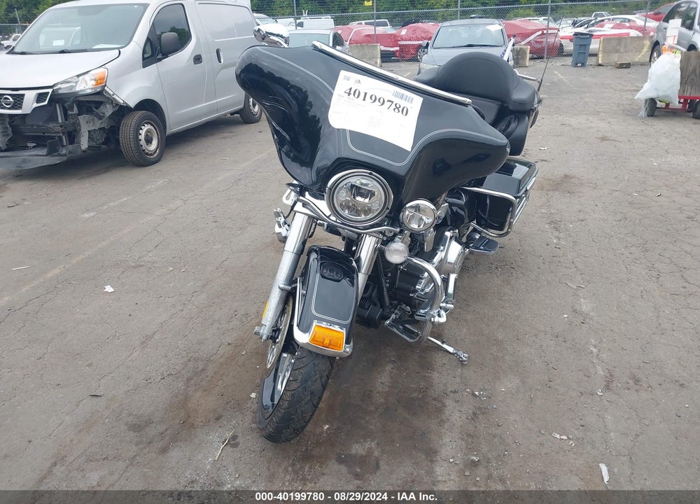 2012 HARLEY-DAVIDSON FLHTC ELECTRA GLIDE CLASSIC VIN: 1HD1FFM13CB674403