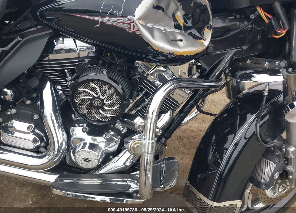2012 HARLEY-DAVIDSON FLHTC ELECTRA GLIDE CLASSIC VIN: 1HD1FFM13CB674403