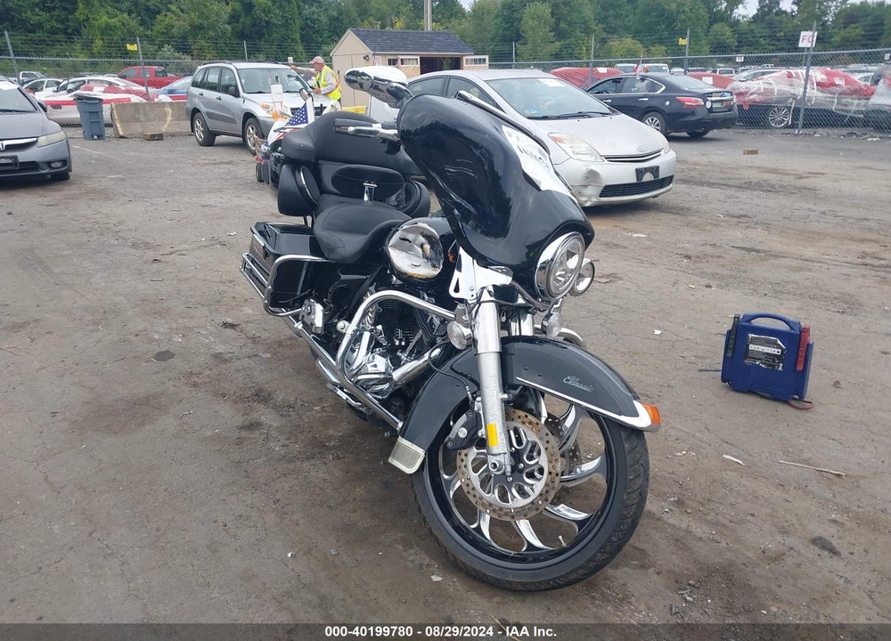 2012 HARLEY-DAVIDSON FLHTC ELECTRA GLIDE CLASSIC VIN: 1HD1FFM13CB674403