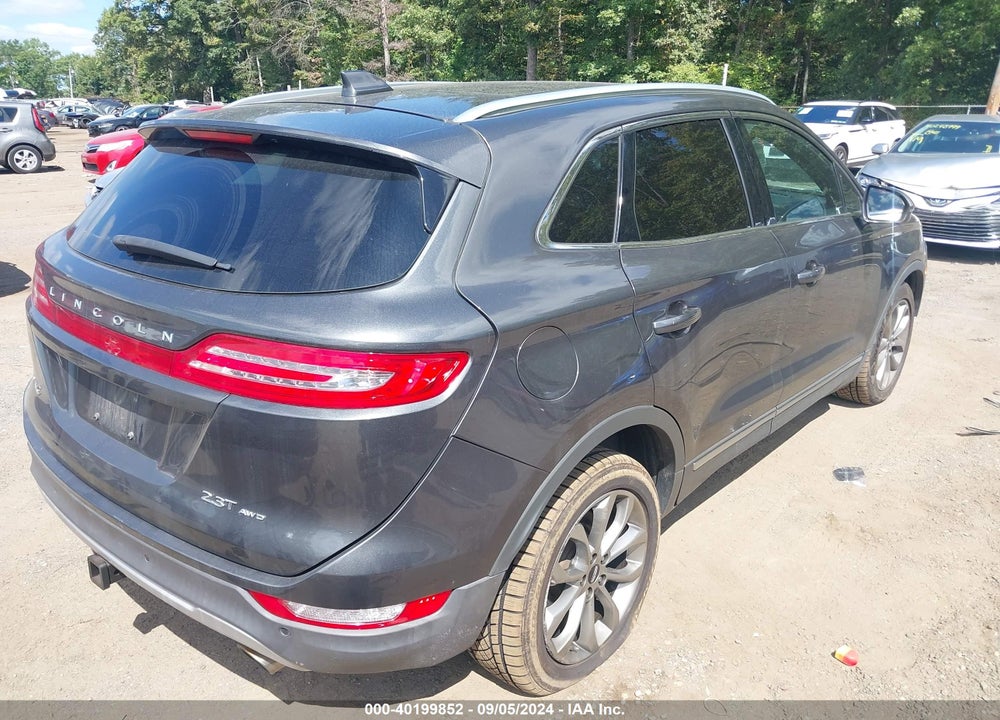 2018 LINCOLN MKC SELECT VIN: 5LMTJ2DH3JUL11947