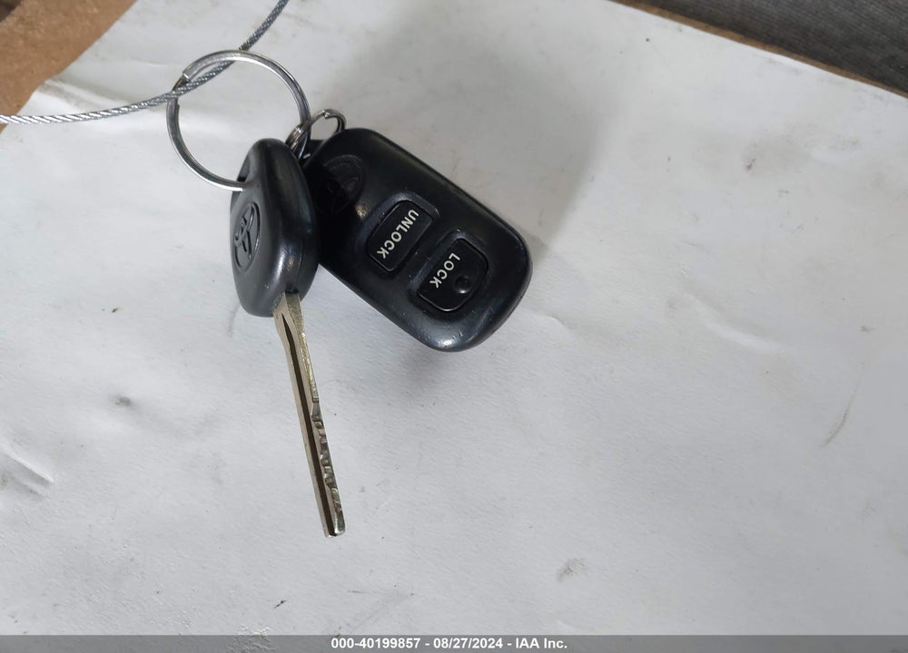 2006 TOYOTA COROLLA LE VIN: 1NXBR32E06Z762735