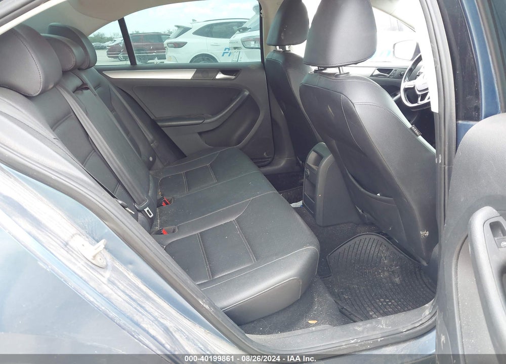 2017 VOLKSWAGEN JETTA 1.4T SE VIN: 3VWDB7AJ6HM203119