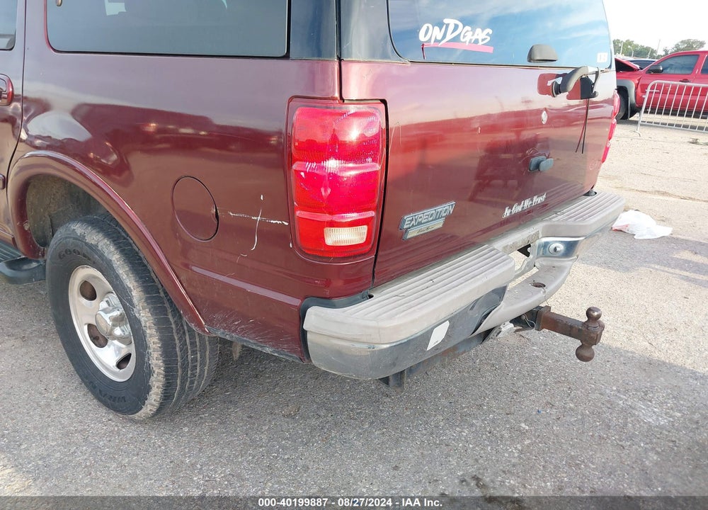 1998 FORD EXPEDITION VIN: 1FMPU18L0WLC34245
