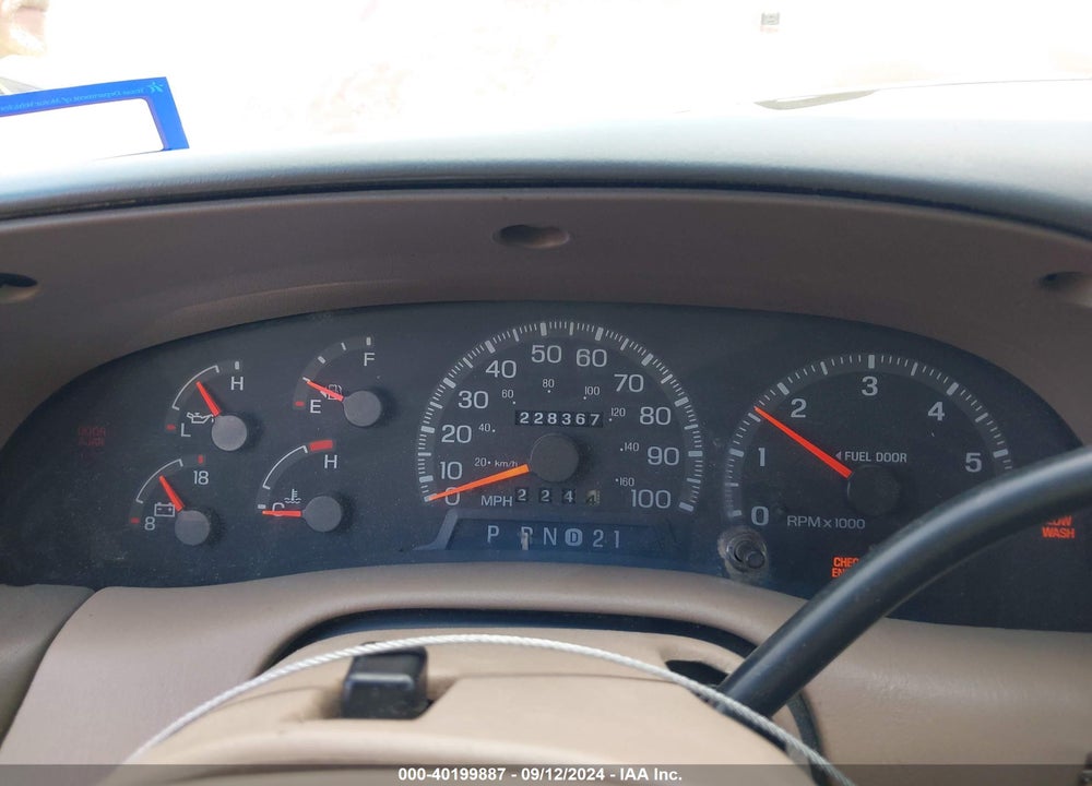1998 FORD EXPEDITION VIN: 1FMPU18L0WLC34245